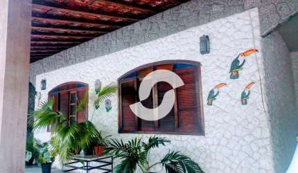Casa 3 quartos com  300 m² à venda por R$ 750.000 - Trindade - São Gonçalo/RJ