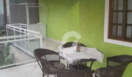 Casa duplex no Recanto Verde