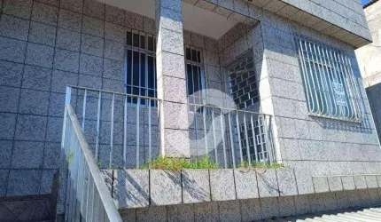 Casa com 2 dormitórios à venda, 232 m² por R$ 600.000 - Trindade - São Gonçalo/RJ