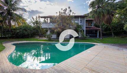 Casa com 4 dormitórios à venda, 400 m² por R$ 1.800.000,00 - Piratininga - Niterói/RJ