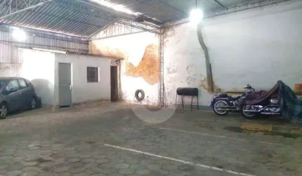 Terreno de 204m² no Ingá