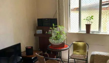 Apartamento amplo com 2 dormitórios na Roberto Silveira , 80m². Posição privilegiada com sol da manhã, proximo ao comércio com valor de 310.000