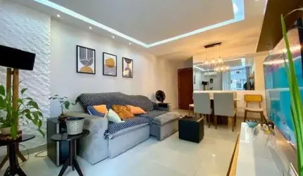 650 mil, quadra da praia, 2 quartos, suíte, varanda, lazer em Icaraí