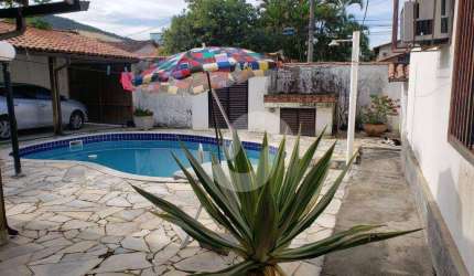 Casa com 3 dormitórios à venda, 135 m² por R$ 850.000,00 - Piratininga - Niterói/RJ
