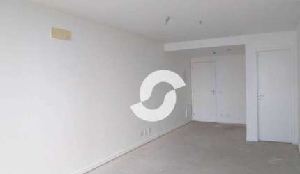 Sala comercial com vaga de garagem no Ingá!