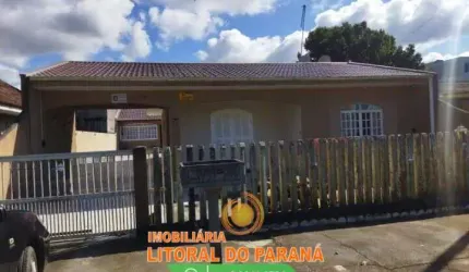 Casa Padrão 4 Quartos em Shangri-lá.