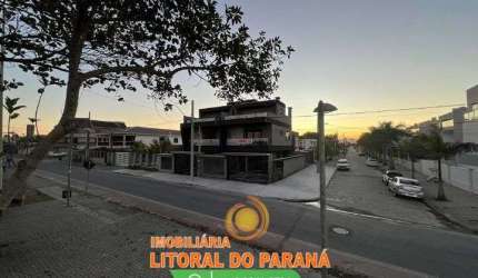 Triplex Frente Mar, com 3 Quartos, Piscina