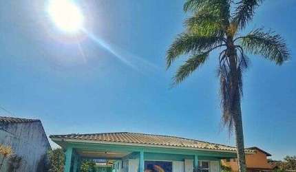Casa Térrea 4 Dormitórios - Terreno 525m² - Proximo ao Mar - Pontal do Paraná