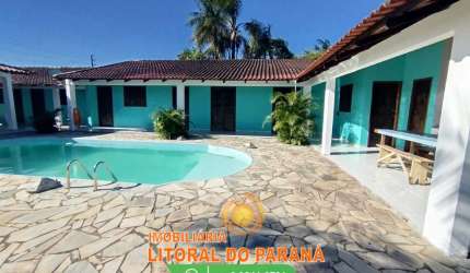 Casa com piscina