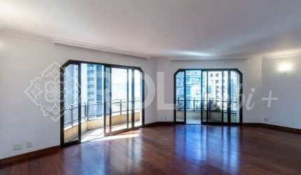 Apartamento de luxo no Itaim Bibi: 3 quartos, 1 suíte, 2 salas, 4 banheiros, 3 vagas de garagem, 240m² - São Paulo-SP