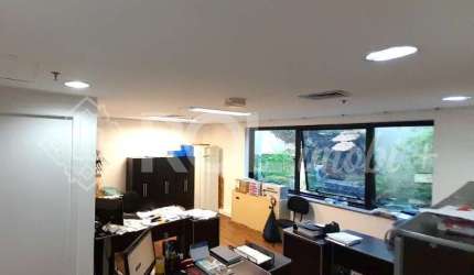 CONJUNTO COMERCIAL REFORMADO - 37 M² - 1 SALA - 1 BANHEIRO - COPA - 1 VAGA - VENDA