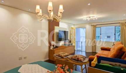 CASA SOBRADO 3 SUÍTES; 3 VAGAS, SÓTÃO; 277 M²