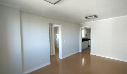 Apartamento no Água Verde em excelente estado — aceita permuta
