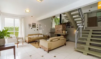 Casa com 3 quartos à venda na Rua Ottília Reksidler, 228, São Lourenço, Curitiba, 262 m2 por R$ 1.300.000