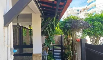 Casa Triplex no Braga, 4 Quartos, 350m da Praia | R$ 420 mil