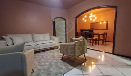 Casa individual com 6 quartos à Venda no Braga