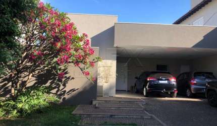 Casa em condomínio fechado com 3 quartos à venda na Avenida José Vicente Aiello, Residencial Tivoli II, Bauru, 215 m2 por R$ 1.260.000