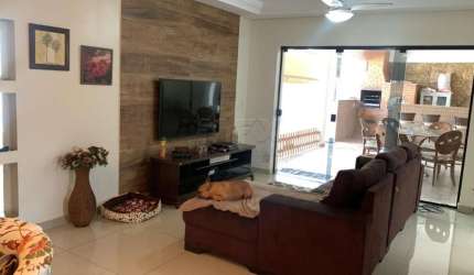 Casa em condomínio fechado com 4 quartos à venda na Rua Floriano Peixoto, Jardim Estoril, Bauru, 424 m2 por R$ 1.100.000