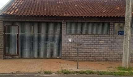Casa com 2 quartos à venda na Rua Guilherme Turini, Conjunto Habitacional Engenheiro Otávio Rasi, Bauru, 149 m2 por R$ 288.000