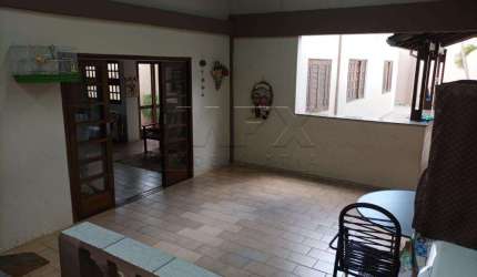 Casa com 3 quartos à venda na Rua Sadazo Kazai, Vila Nipônica, Bauru, 175 m2 por R$ 430.000