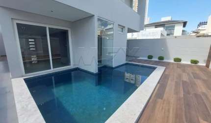Casa em condomínio fechado com 3 quartos à venda na Avenida Affonso José Aiello, Vila Aviação, Bauru, 360 m2 por R$ 1.850.000