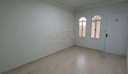 Casa com 5 quartos à venda na Rua Doutor Paulo Valle, Jardim América, Bauru, 184 m2 por R$ 450.000