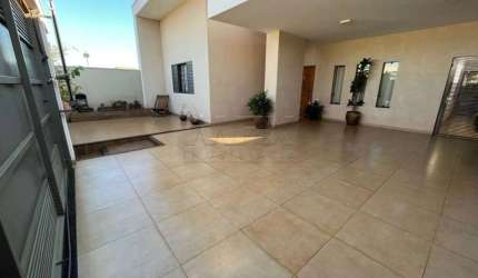 Casa com 3 quartos à venda no Jardim Paulista, Santa Cruz do Rio Pardo , 210 m2 por R$ 1.500.000