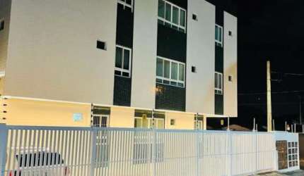 Apartamento com 2 dormitórios à venda, 55 m² por R$ 260.000,00 - Castelo Branco - João Pessoa/PB