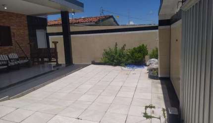 Casa com 4 dormitórios à venda, 250 m² por R$ 1.000.000,00 - Cristo Redentor - João Pessoa/PB