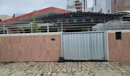 Casa com 4 dormitórios à venda por R$ 650.000 - Bancários - João Pessoa/PB