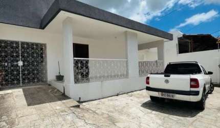 Casa com 4 dormitórios à venda, 250 m² por R$ 950.000,00 - Altiplano Cabo Branco - João Pessoa/PB