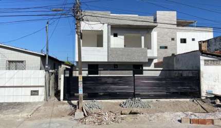 Apartamento com 2 dormitórios à venda por R$ 180.000 - José Américo de Almeida - João Pessoa/PB