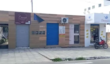 Casa com ponto comercial no Bancários.