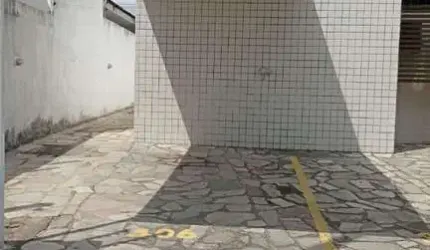 APARTAMENTO BEM LOCALIZADO NA PRINCIPAL DO GEISEL, DOIS DORMITORIOS UMA SUITE, SALA,VARANDA,COZINHA.WC.SOCIAL, UMA VAGA DE GARAGEM COBERTA. APTO MOBIL
