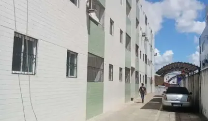 Apartamento com 2 dormitórios à venda por R$ 135.000 - Planalto da Boa Esperança - João Pessoa/PB