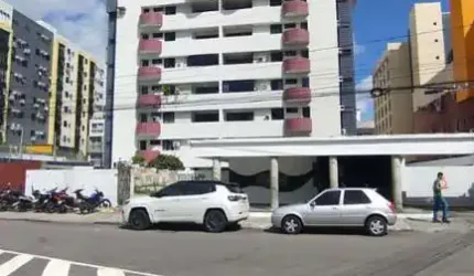 Apartamento com 3 dormitórios à venda por R$ 850.000 - Manaíra - João Pessoa/PB