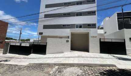 Apartamento com 2 dormitórios à venda por R$ 187.900 - José Américo de Almeida - João Pessoa/PB
