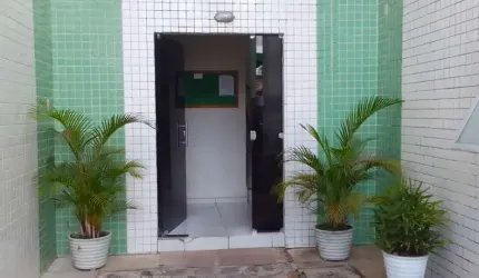 Apartamento com 3 dormitórios à venda, 83 m² por R$ 180.000,00 - Jardim Cidade Universitária - João Pessoa/PB