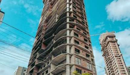 Apartamento com 03/04 sendo 02 suites