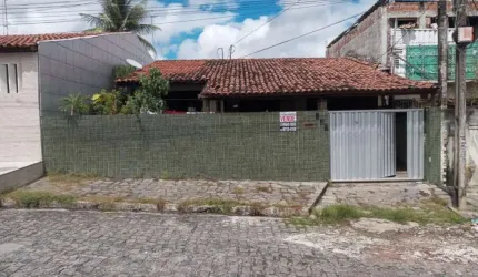 Casa com 3 dormitórios à venda, 143 m² por R$ 230.000,00 - Mangabeira - João Pessoa/PB