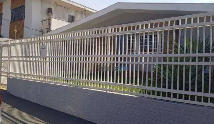 Casa com 3 dormitórios, 144 m² - venda por R$ 1.000.000,00 ou aluguel por R$ 4.235,00/mês - San Remo - Londrina/PR