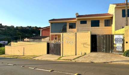 Sobrado à venda Estrela