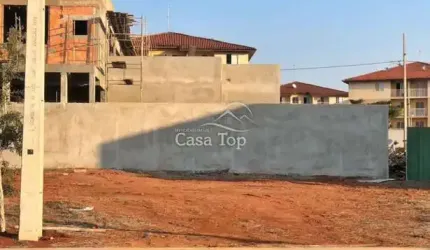 Terreno à venda Condomínio Lá Riserva - Uvaranas