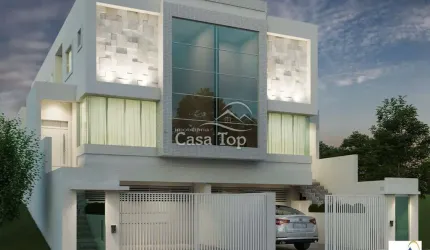 Sobrado Tríplex à venda Uvaranas