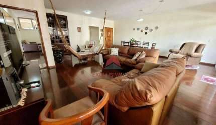 Apartamento com 200m² no Bairro Vila Adyana