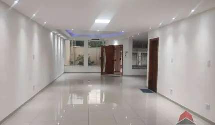 Casa à venda, 260 m² por R$ 1.325.000,00 - Villa Branca - Jacareí/SP