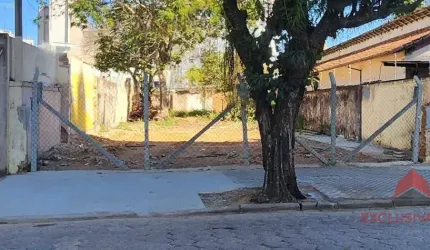 Terreno à venda, 476 m² por R$ 1.100.000,00 - Centro - São José dos Campos/SP