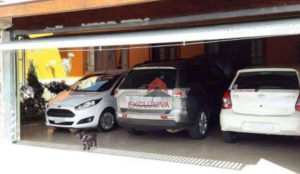 Casa com 5 dormitórios à venda, 260 m² por R$ 1.300.000,00 - Villa Branca - Jacareí/SP