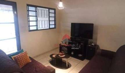 Casa com 3 dormitórios à venda, 140 m² por R$ 395.000,00 - Parque São Luís - Taubaté/SP