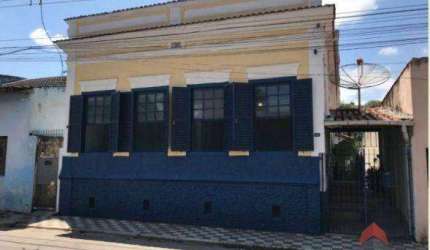 Casarão Histórico à Venda no Coração de Jambeiro